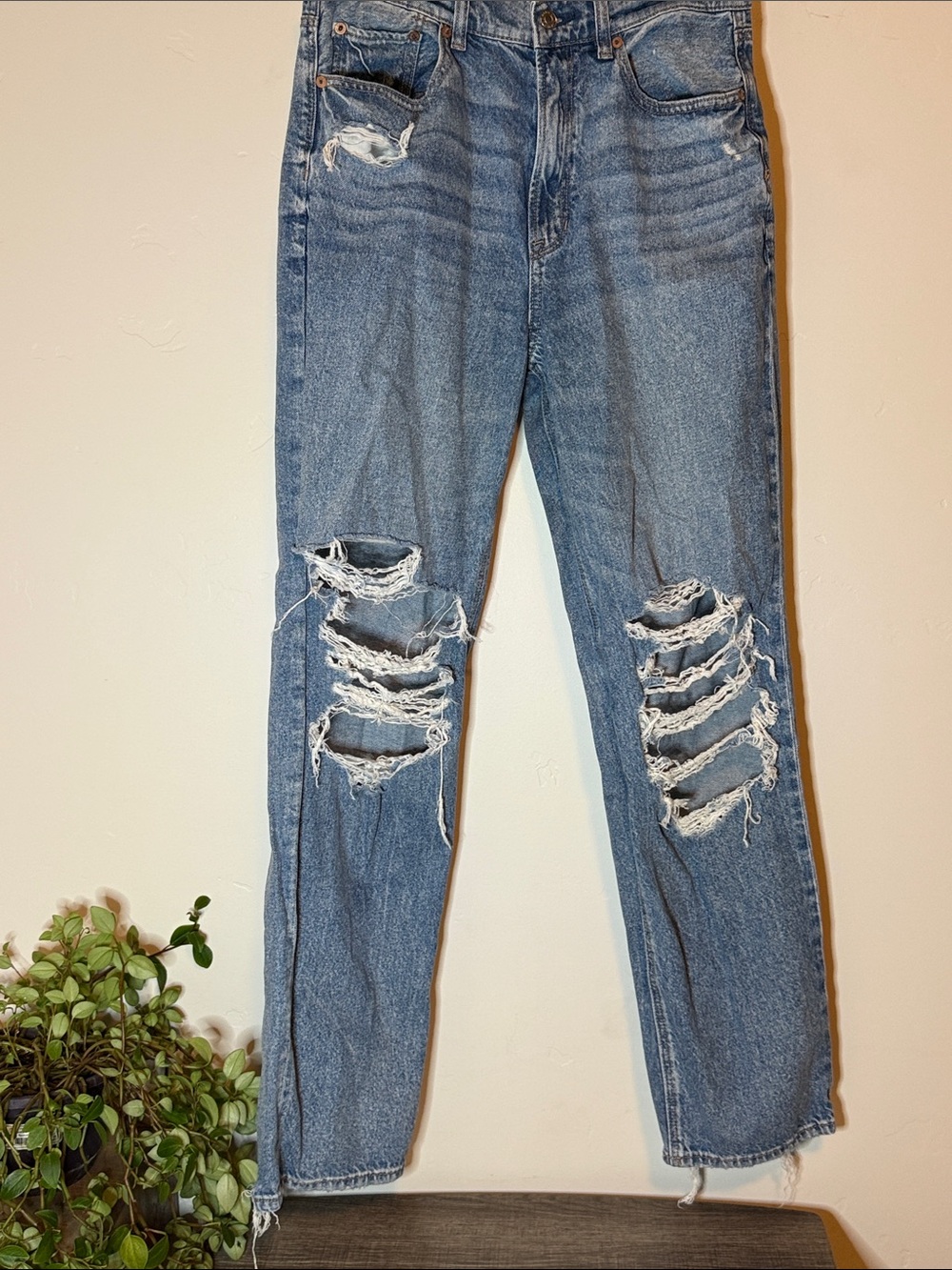 American Eagle Strigid Jeans Women’s Size 8 Regular Light Wash Real Good